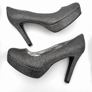 Nina metallic black silver pumps